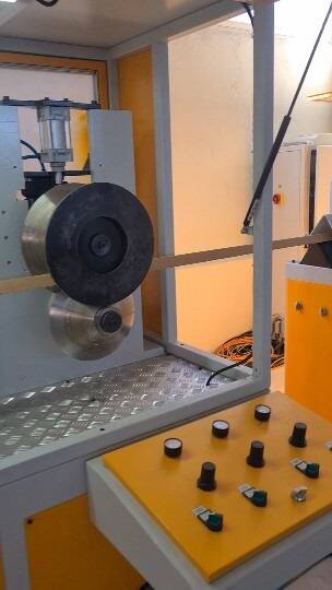 Линия для производства картонного уголка