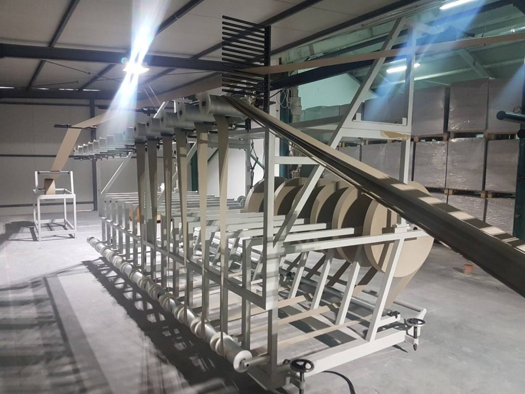 Линиядляпроизводствакартонногоуголка